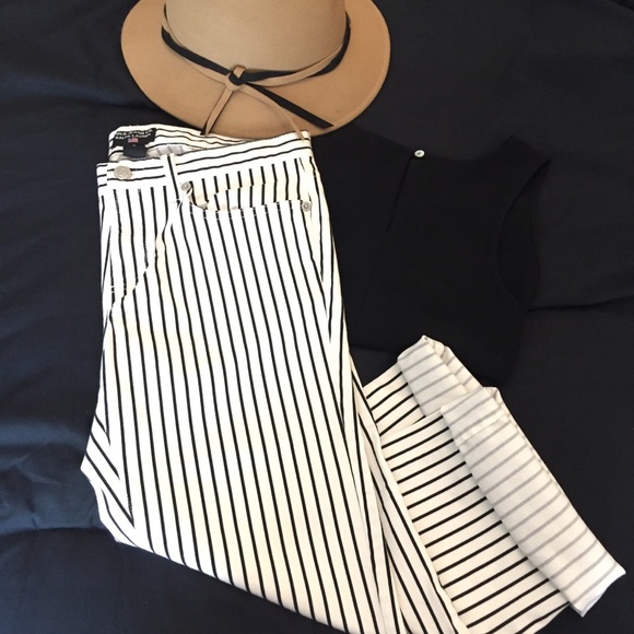 Ralph Lauren Pants - ☀️Polo Ralph Lauren Stripped Pants☀️